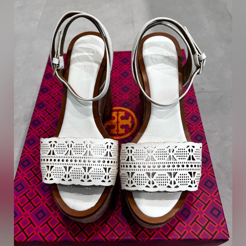 Tory Burch Cream Espadrilles with Intricate Cutouts - Picture 2 of 8